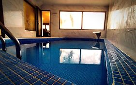 El Aprisco, con piscina climatizada en Hueva-Guadalajara